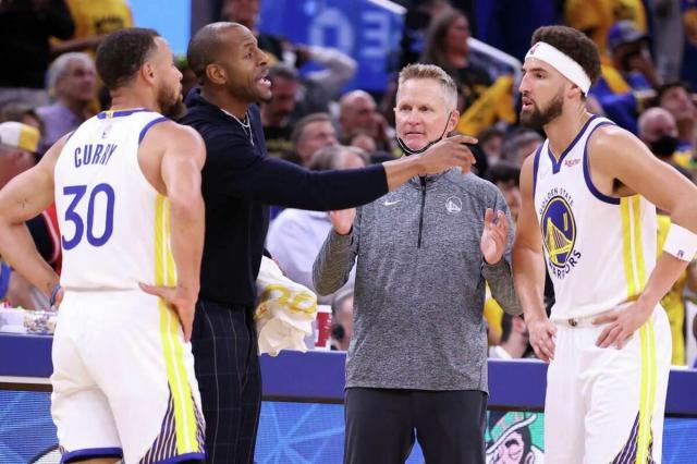 星空体育-勇士下赛季砸4亿冲冠？多位冠军拼图入市难全留下