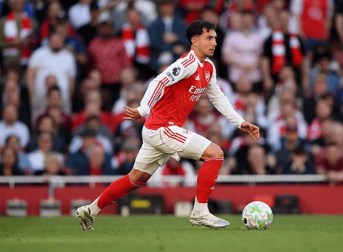 星空体育-内维尔：曾以为苏比门迪是绝佳引援&amp;amp;核心，但近期他状态起伏