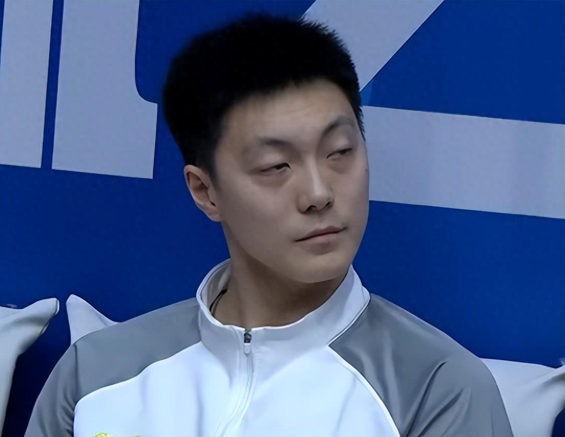 xingkongsports-领先30分，广东男篮碾碎昔日冠军球队，杜锋面色严肃，不敢松懈